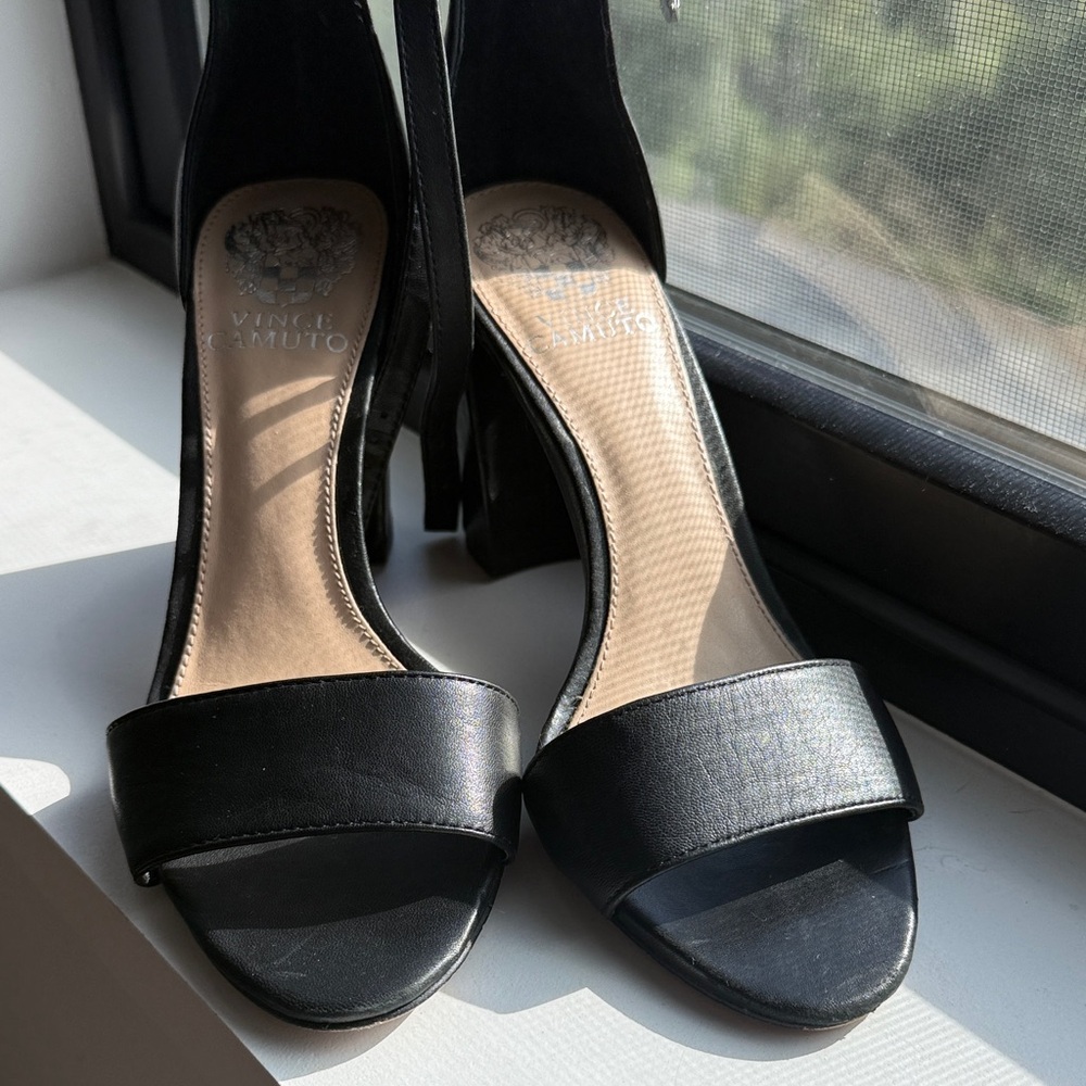Vince Camuto Elegant Black Heels